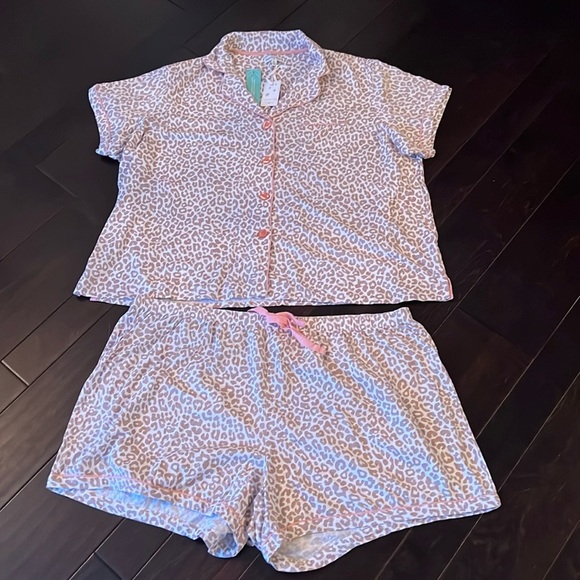 Seeing Stars Pajama plus size set - Picture 1 of 5